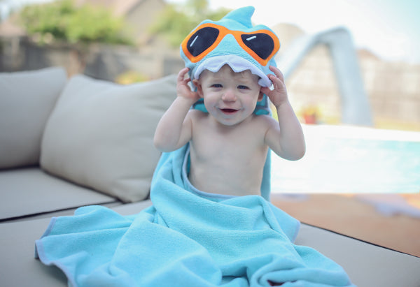 Shark Kids Bath and Beach Hooded Towel Comfy-Cozy Wrap in Blue